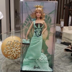 ❤ Barbie pink label